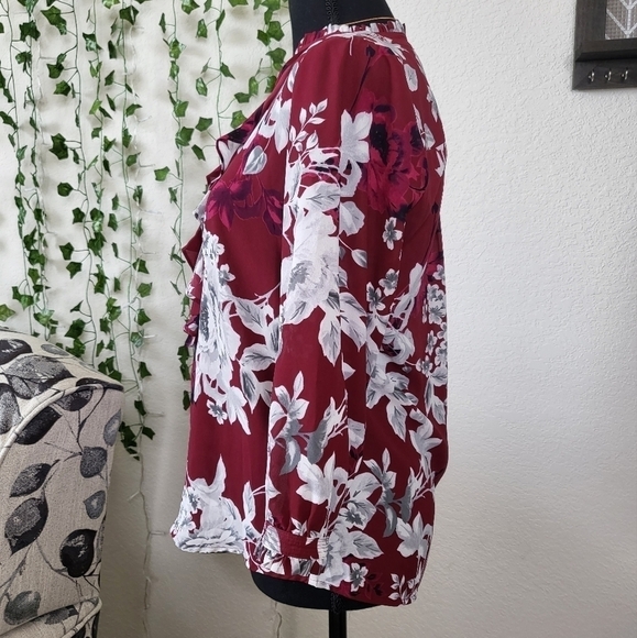 💚HP💚Karl Lagerfeld Paris Floral Pearl Button Down Ruffle Cinched Sleeve Blouse - Picture 6 of 11